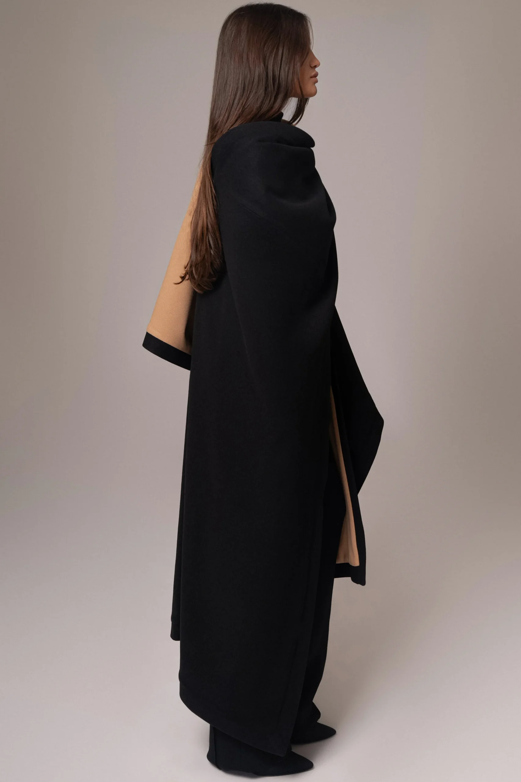 beige_park_city_reversibl_20.webp JLUXLABEL Beige Park City Reversible Shawl