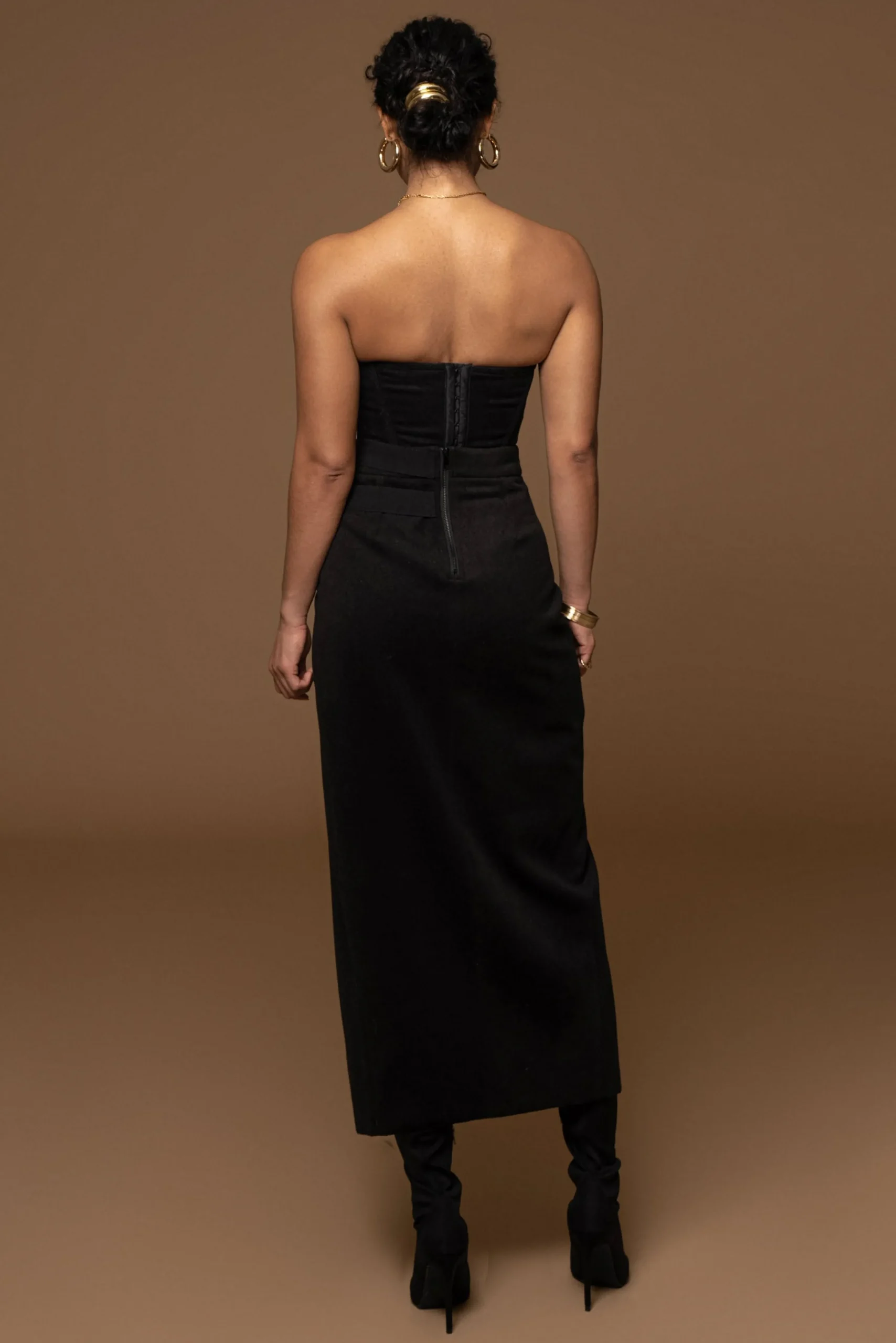 black_gisele_slit_skirt_20.webp JLUXLABEL Black Gisele Slit Skirt