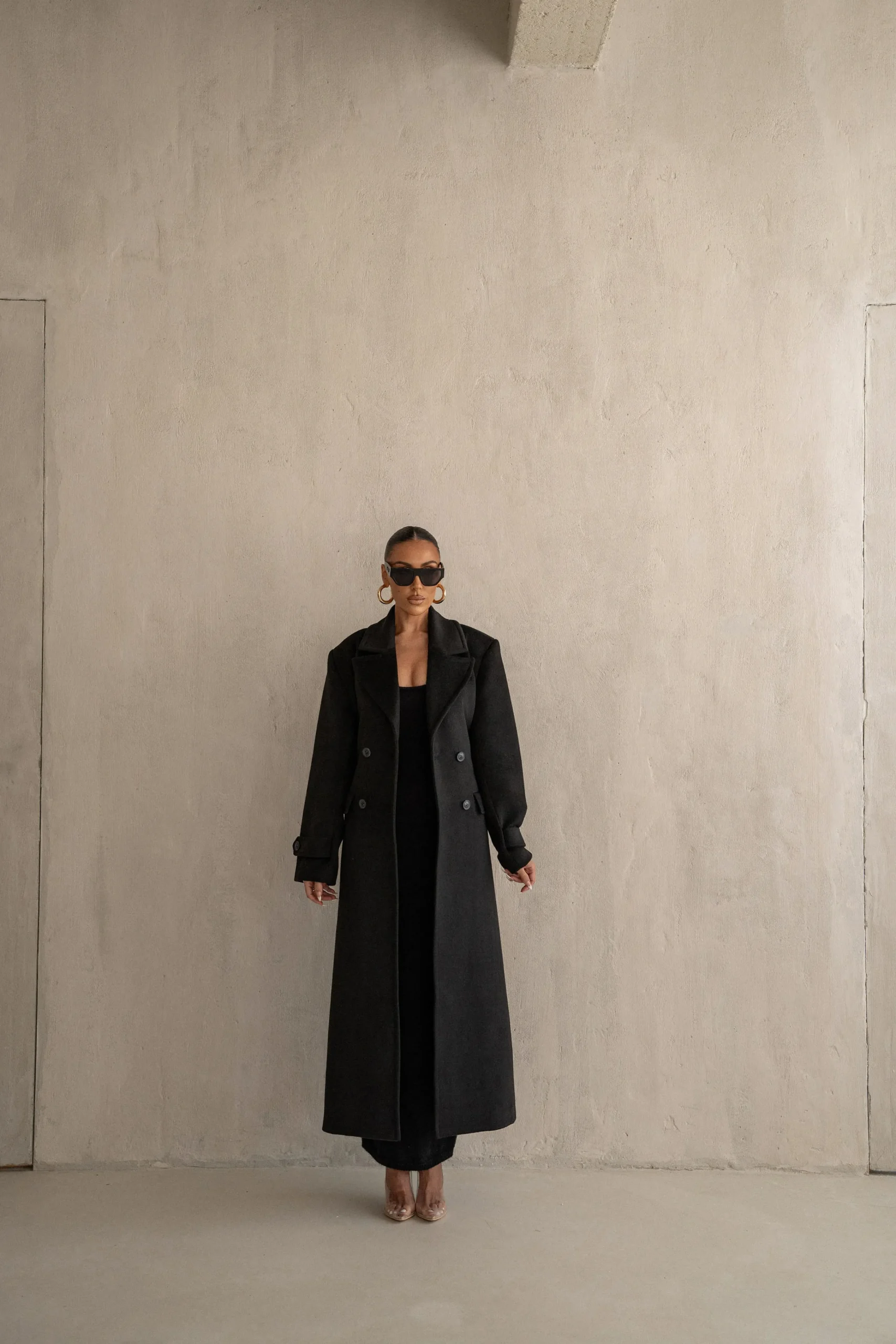 black_rain_or_shine_longl_7.webp JLUXLABEL Black Rain Or Shine Longline Coat