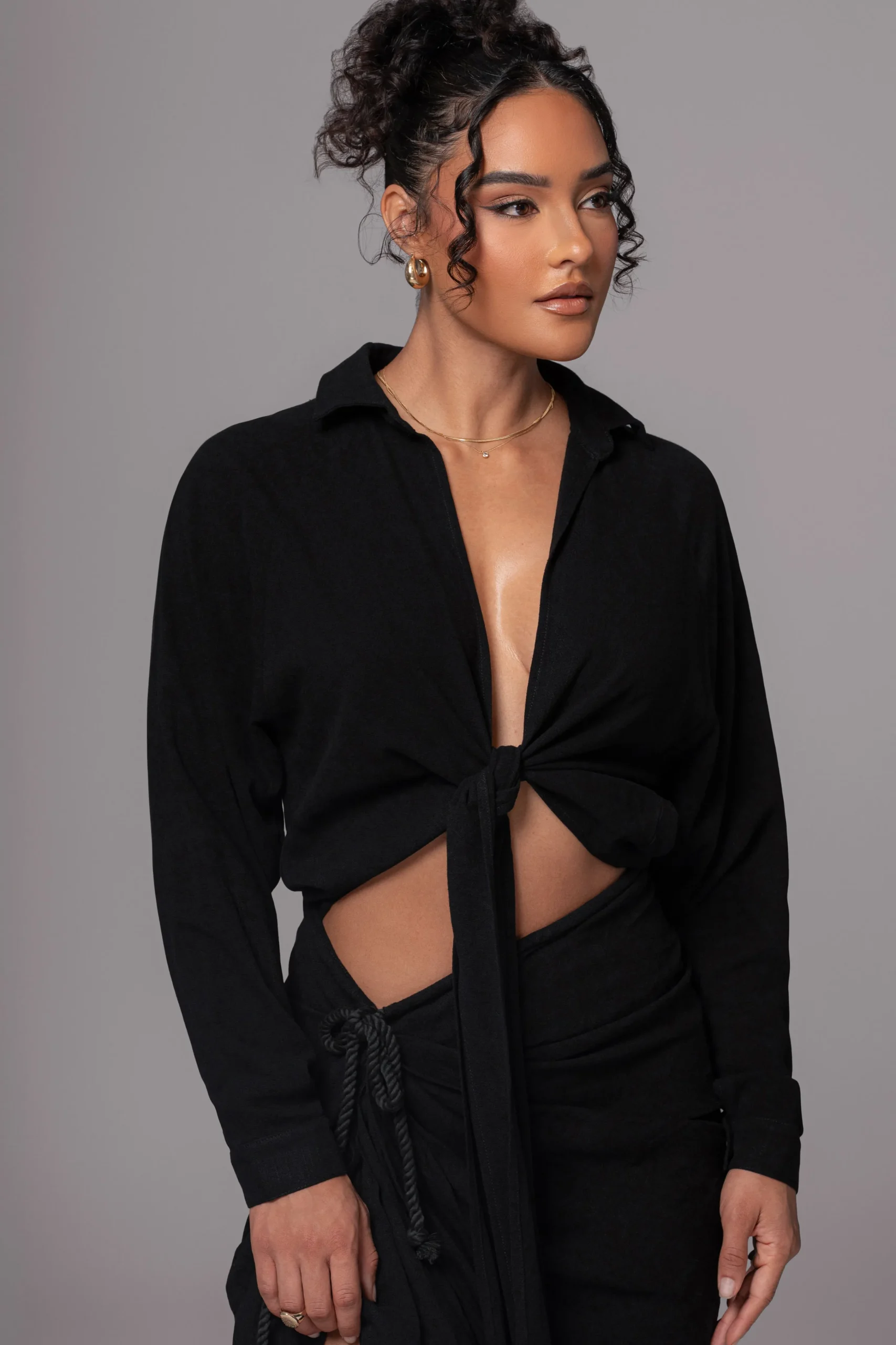 black_soho_front_tied_wov_2.webp JLUXLABEL Black Soho Front Tied Woven Top