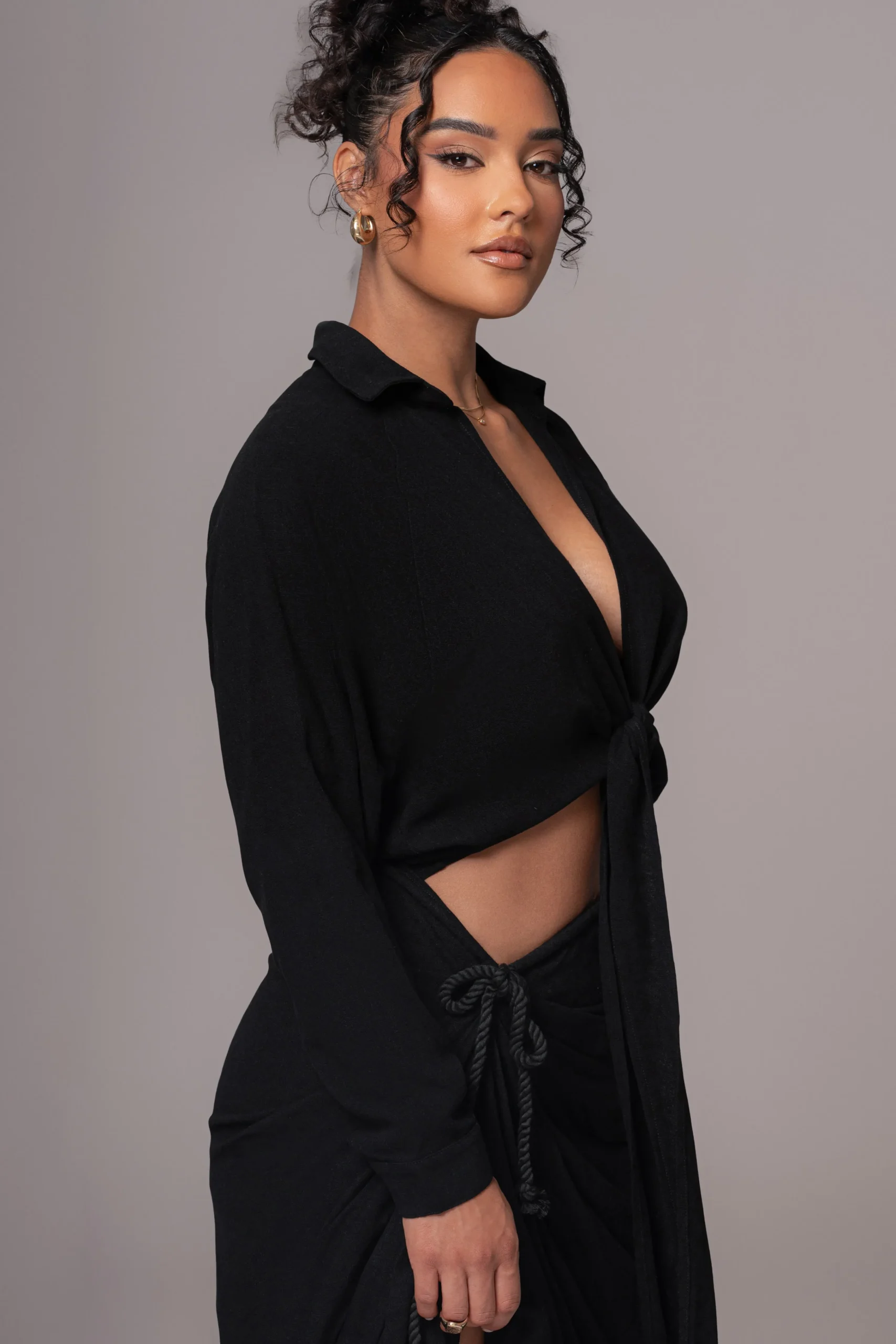 black_soho_front_tied_wov_4.webp JLUXLABEL Black Soho Front Tied Woven Top