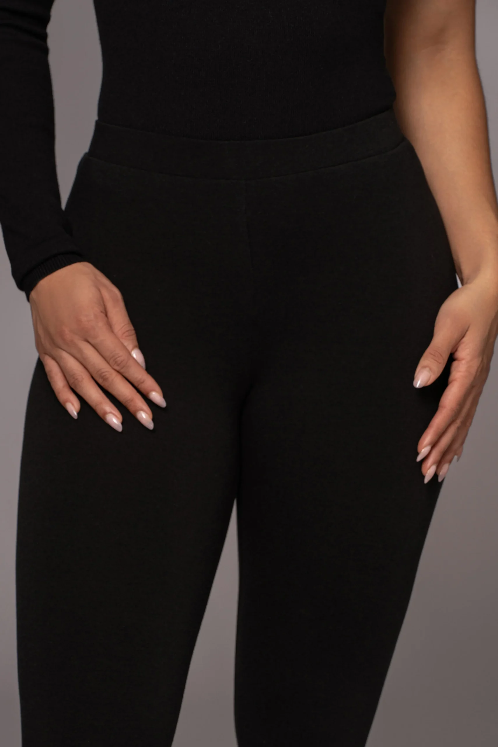 black_transcend_high_rise_5.webp JLUXLABEL Black Transcend High Rise Leggings