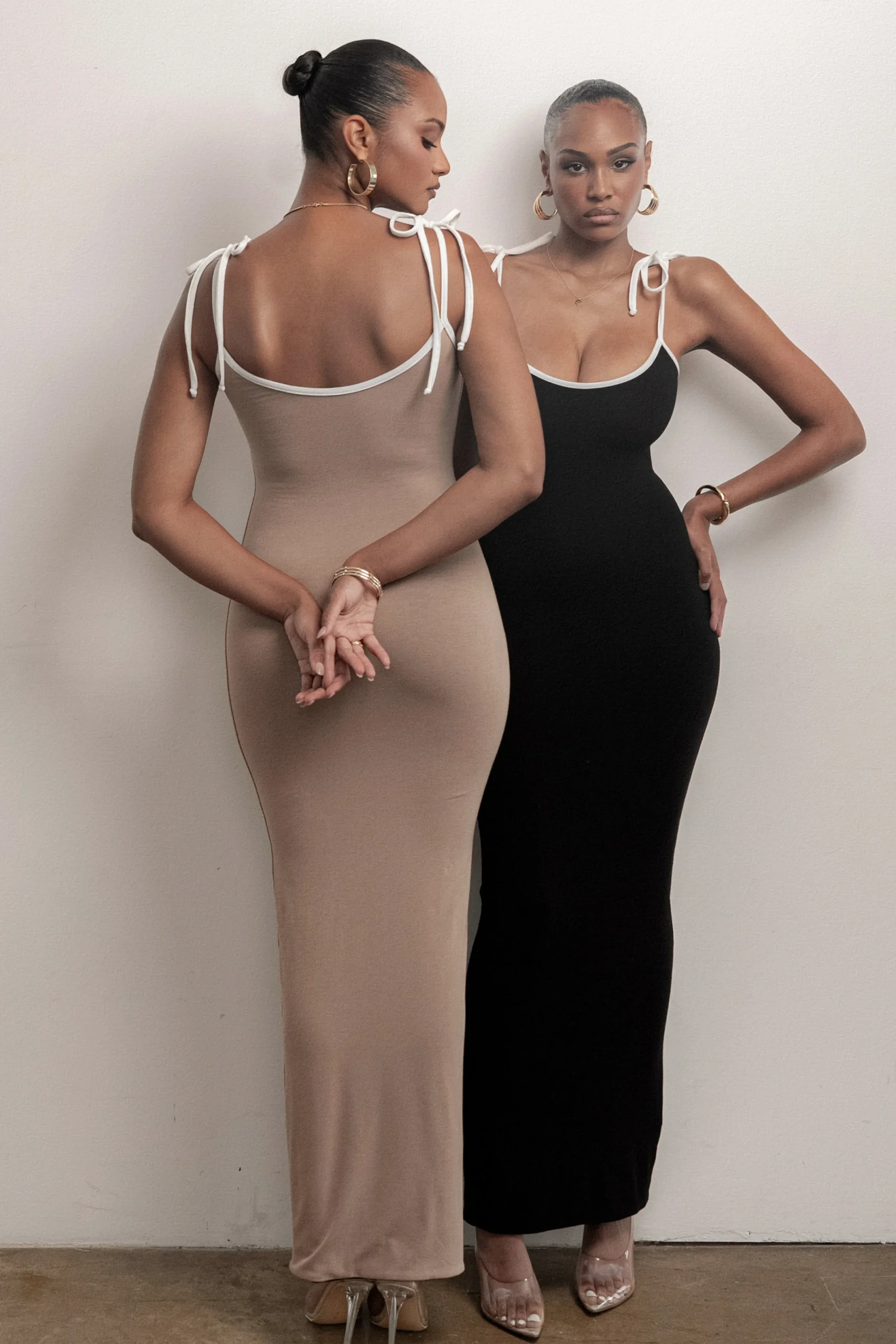 blackbeige_shawna_reversi_18.webp JLUXLABEL Black/Beige Shawna Reversible Maxi Dress
