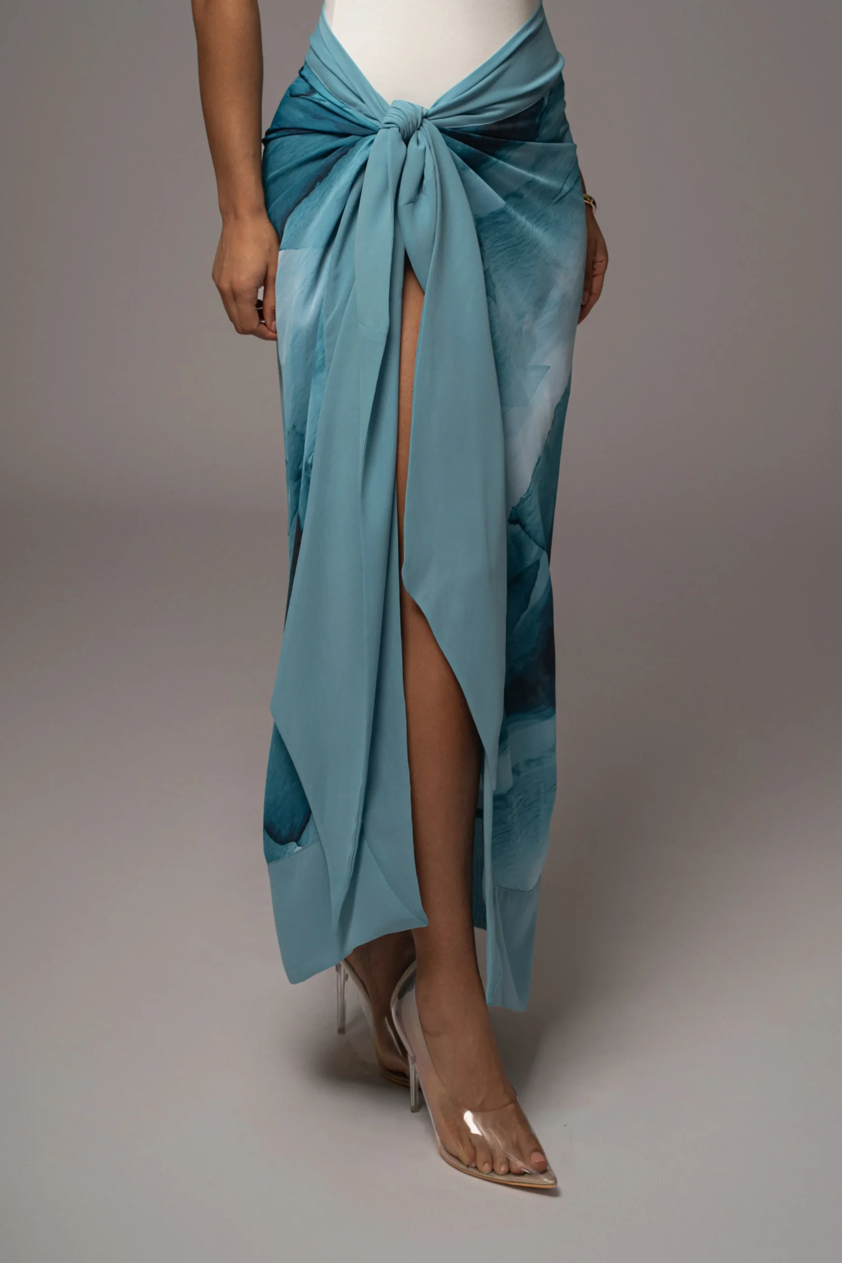 blue_abstract_marine_prin_1.webp JLUXLABEL Blue Abstract Marine Print Sarong