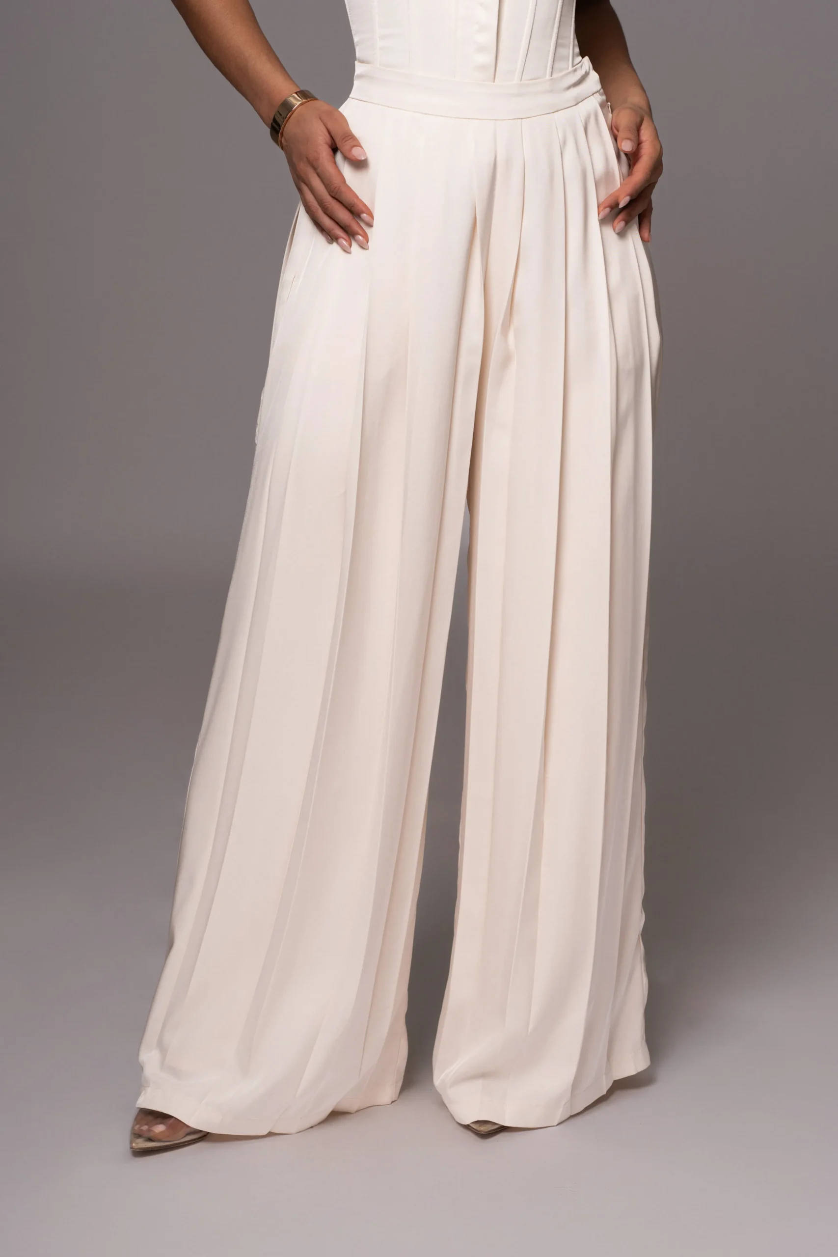 buttercream_clara_wide_le_1.webp JLUXLABEL Buttercream Clara Wide Leg Pleated Trousers
