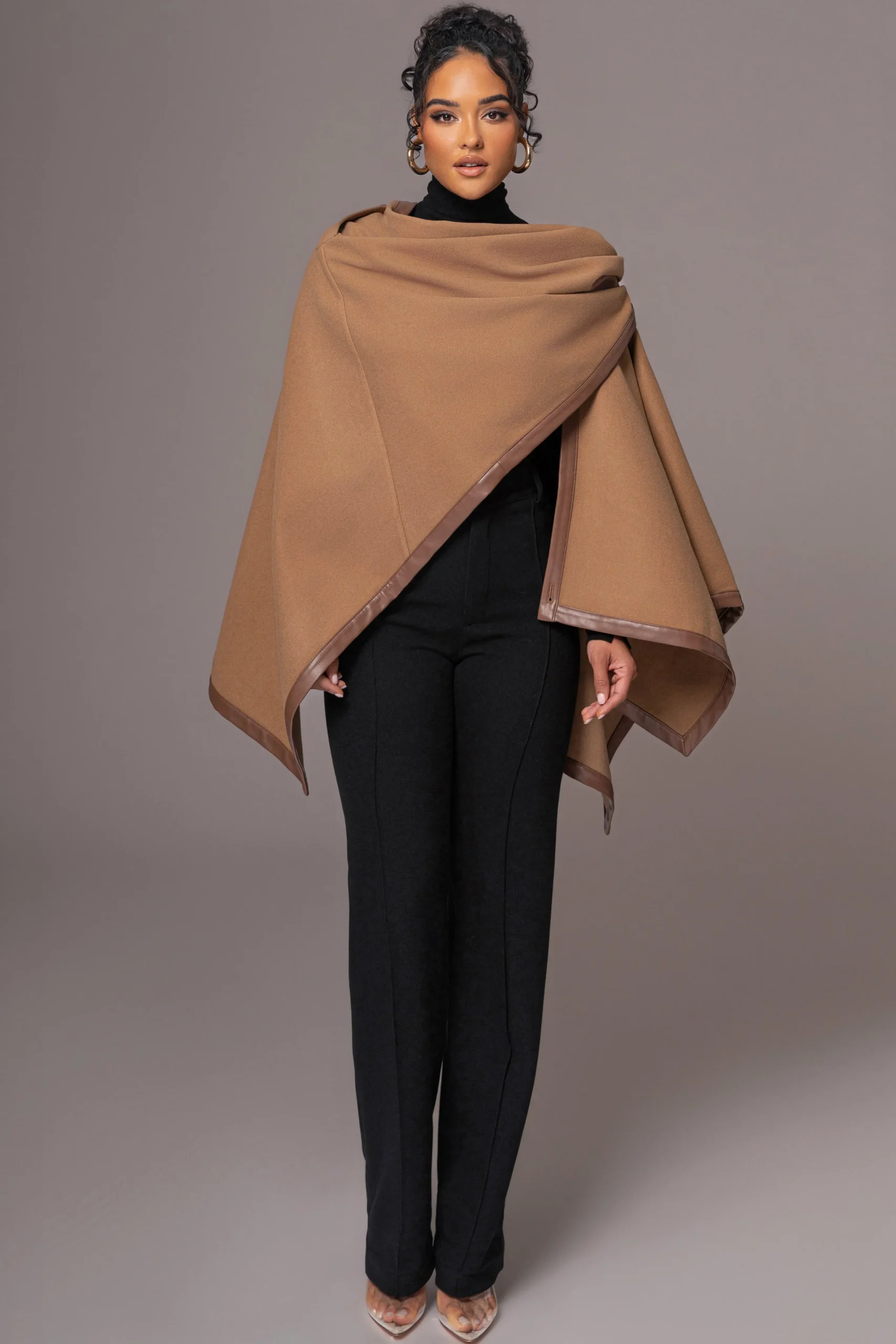 camel_felt_and_faux_leath_1.webp JLUXLABEL Camel Felt And Faux Leather Shawl