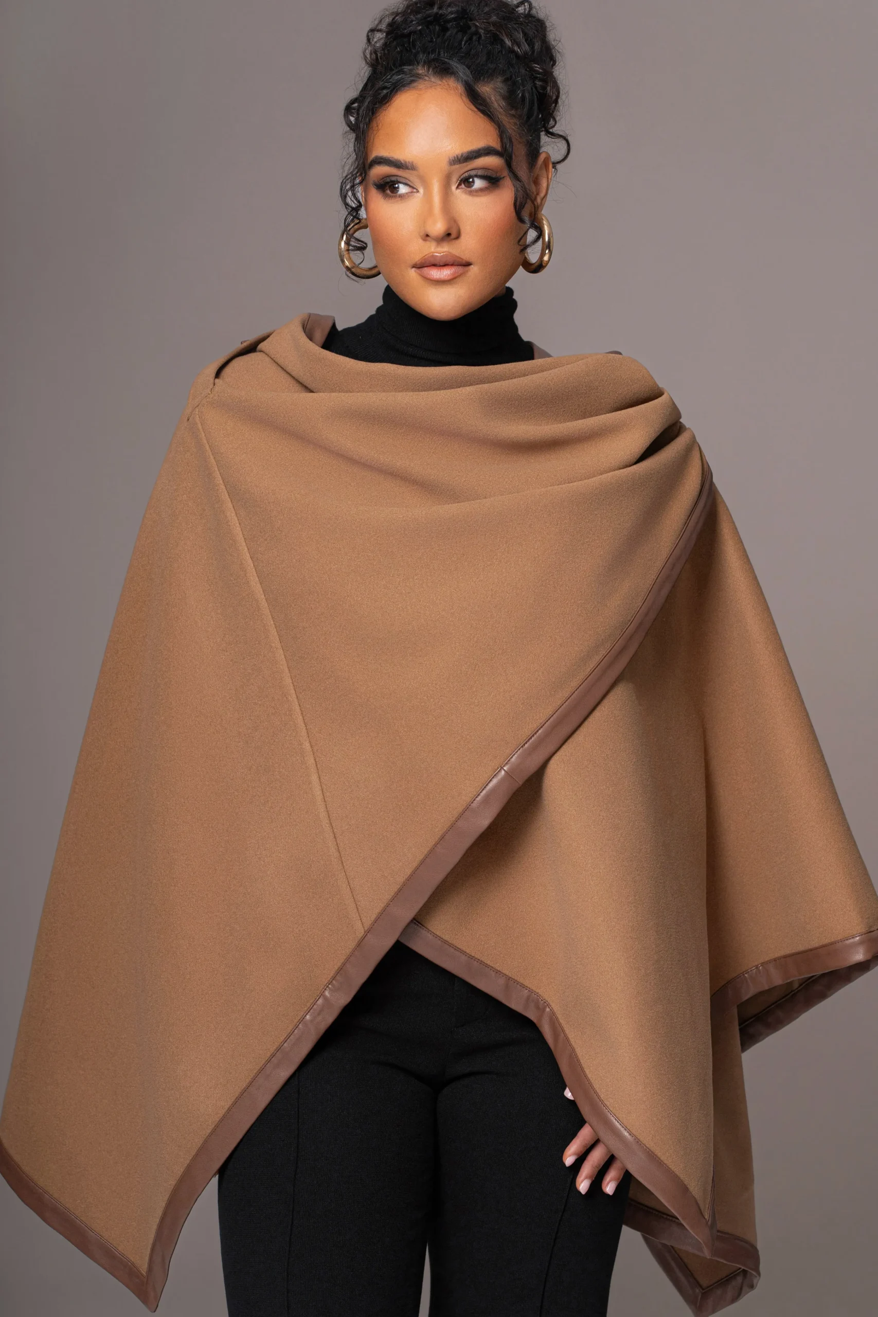 camel_felt_and_faux_leath_2.webp JLUXLABEL Camel Felt And Faux Leather Shawl