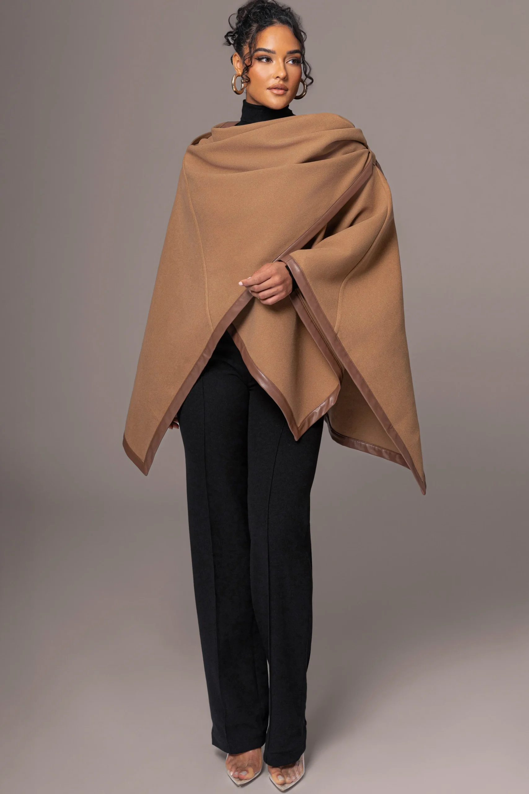 camel_felt_and_faux_leath_7.webp JLUXLABEL Camel Felt And Faux Leather Shawl