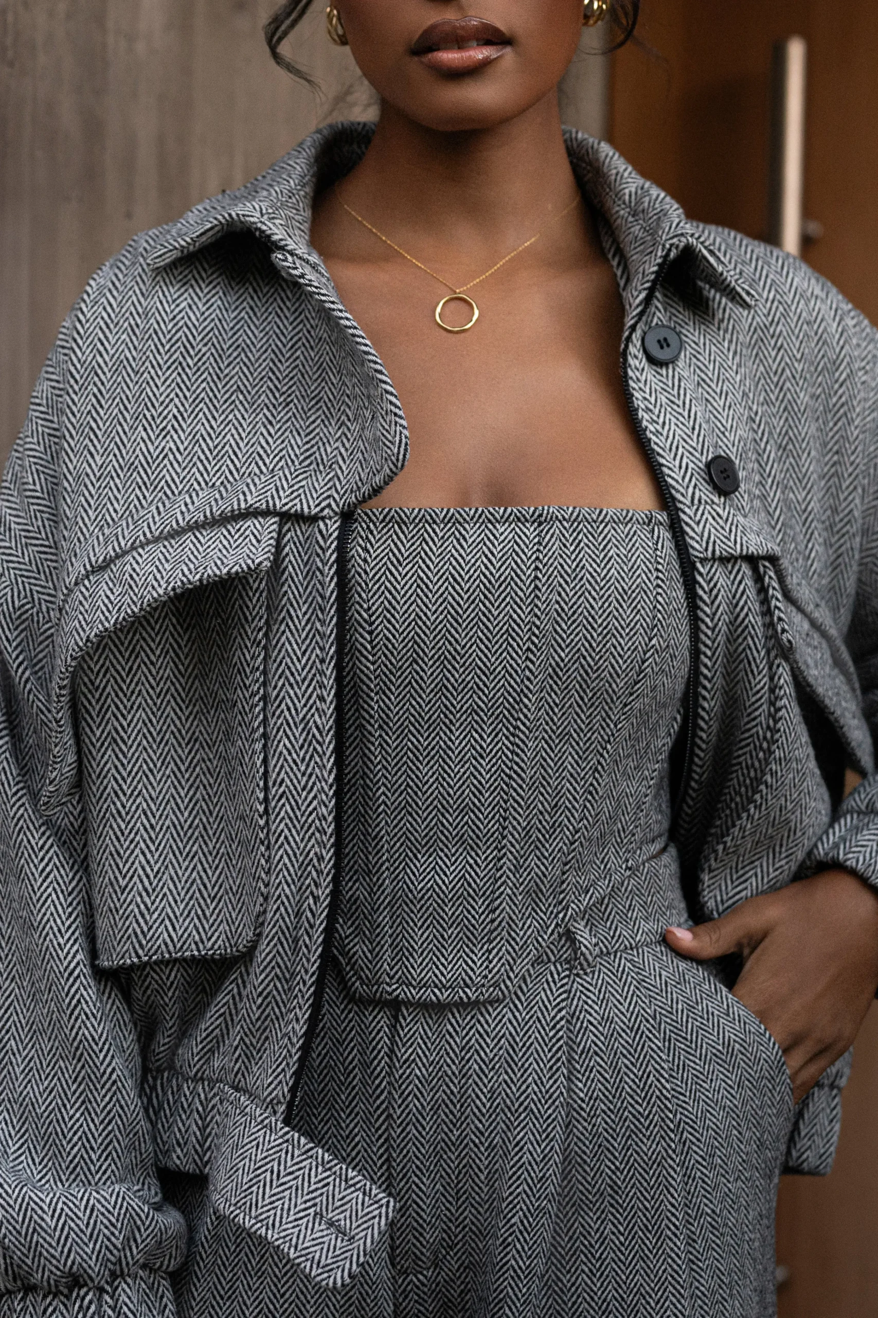 classic_herringbone_bombe_4.webp JLUXLABEL Classic Herringbone Bomber Jacket