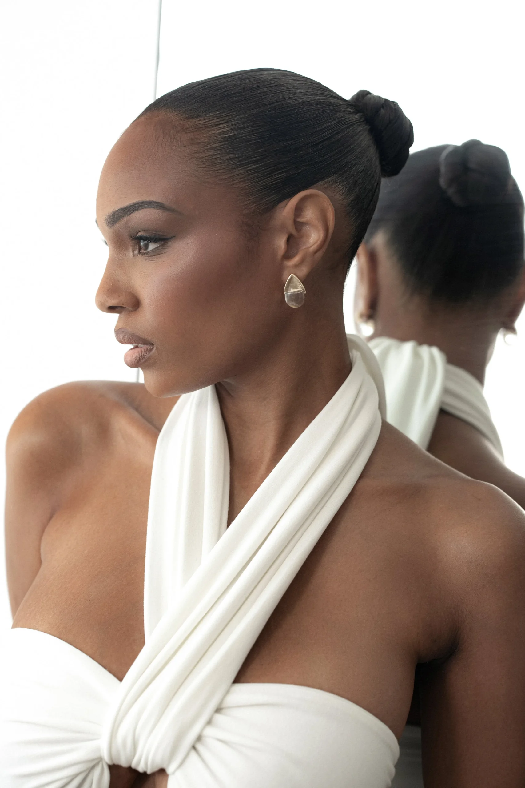 gold_kass_earrings_0.webp JLUXLABEL Gold Kass Earrings