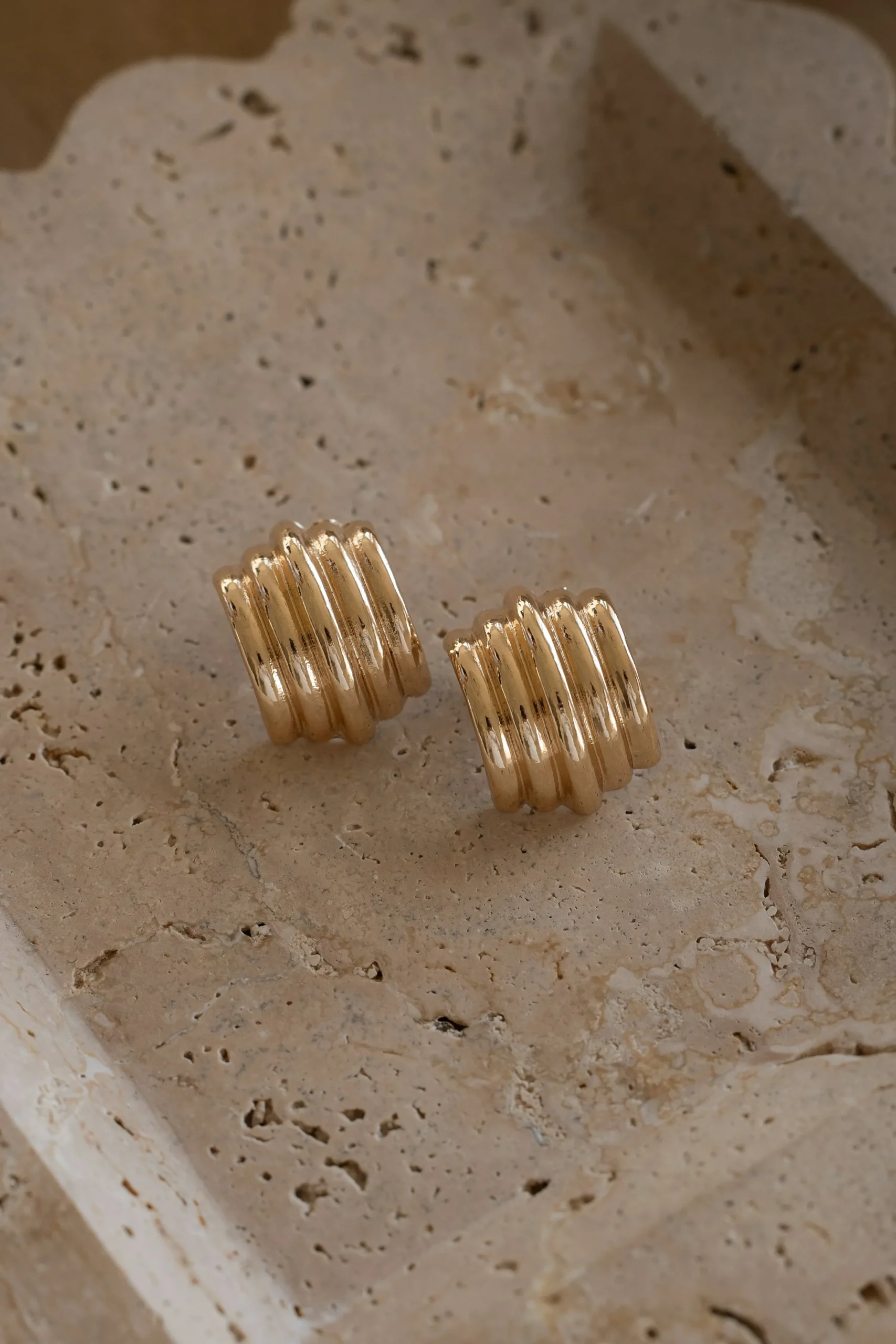 gold_keaton_earrings_0.webp JLUXLABEL Gold Keaton Earrings