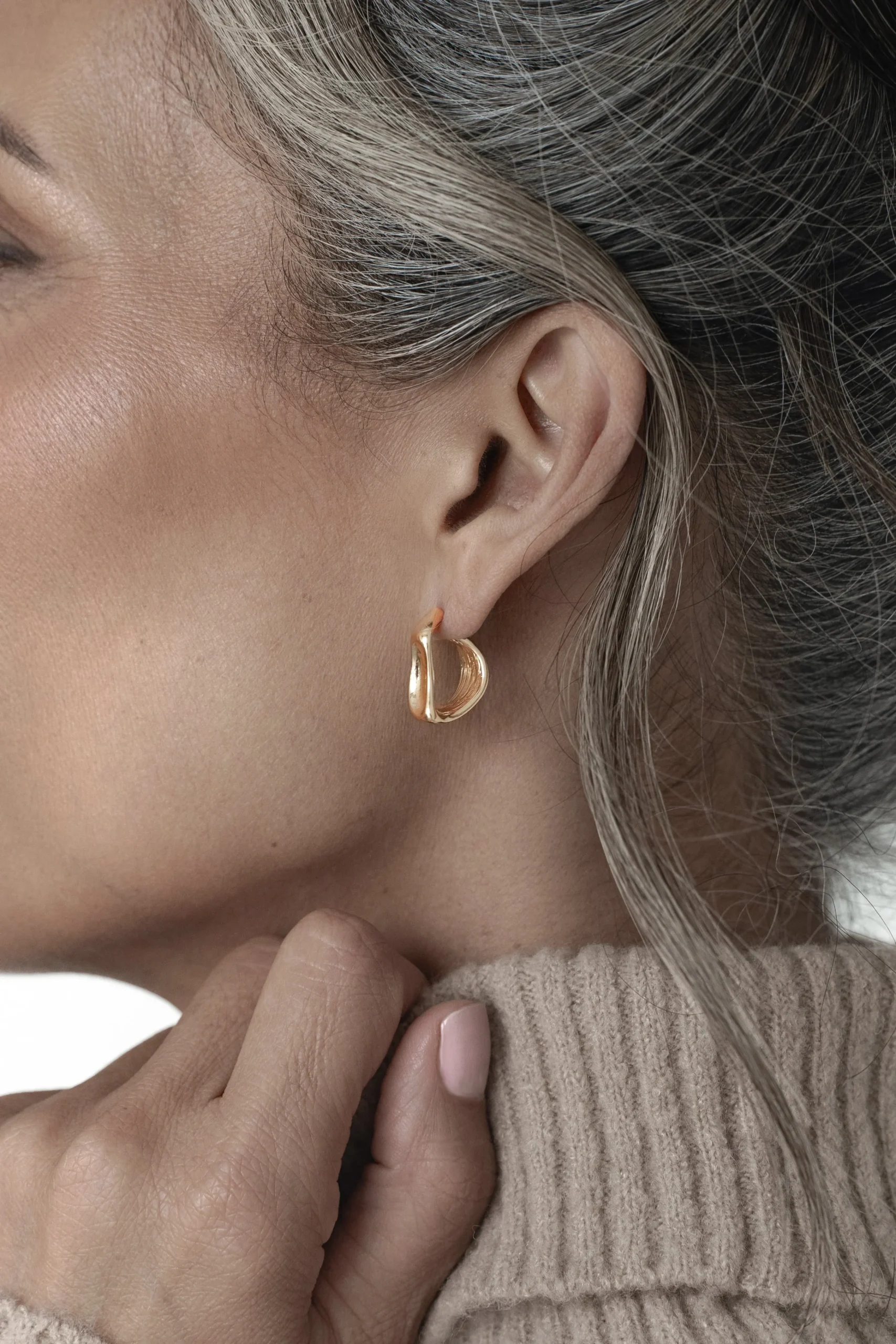 gold_layla_earring_set_3.webp JLUXLABEL Gold Layla Earring Set