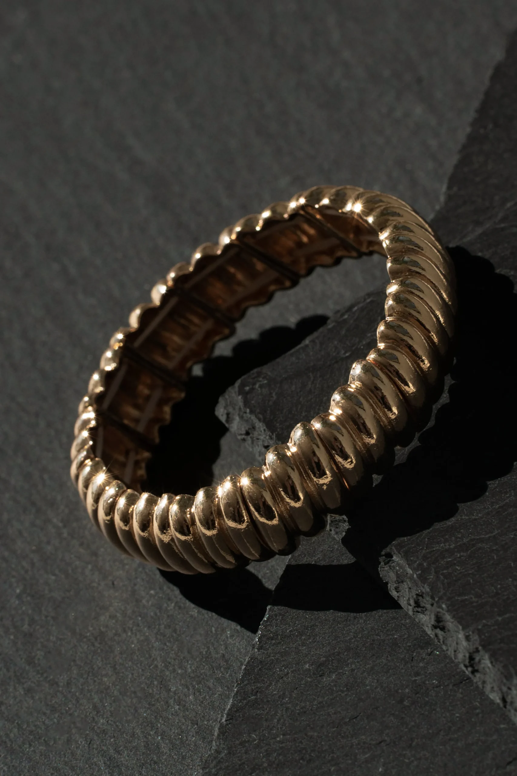 gold_mabel_bracelet_0.webp JLUXLABEL Gold Mabel Bracelet