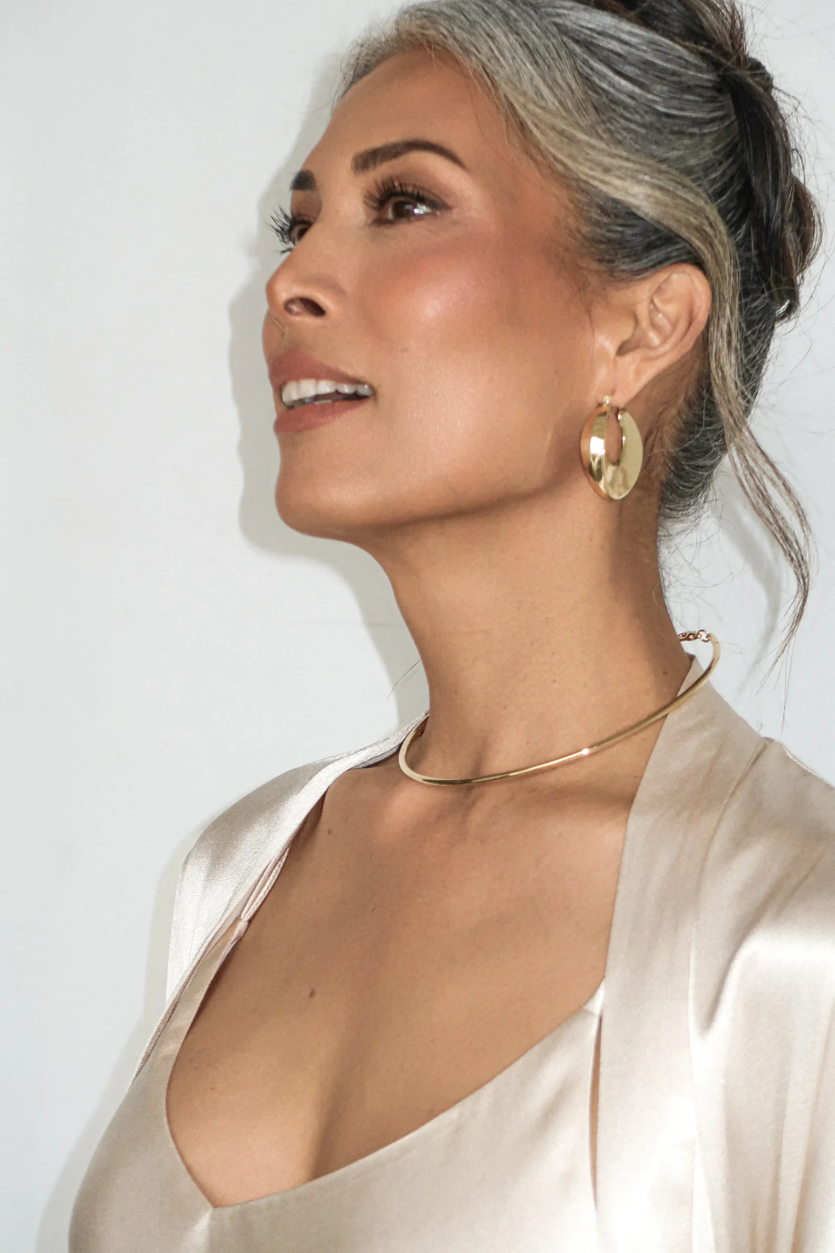 gold_royal_huggie_hoop_ea_3.webp JLUXLABEL Gold Royal Huggie Hoop Earrings