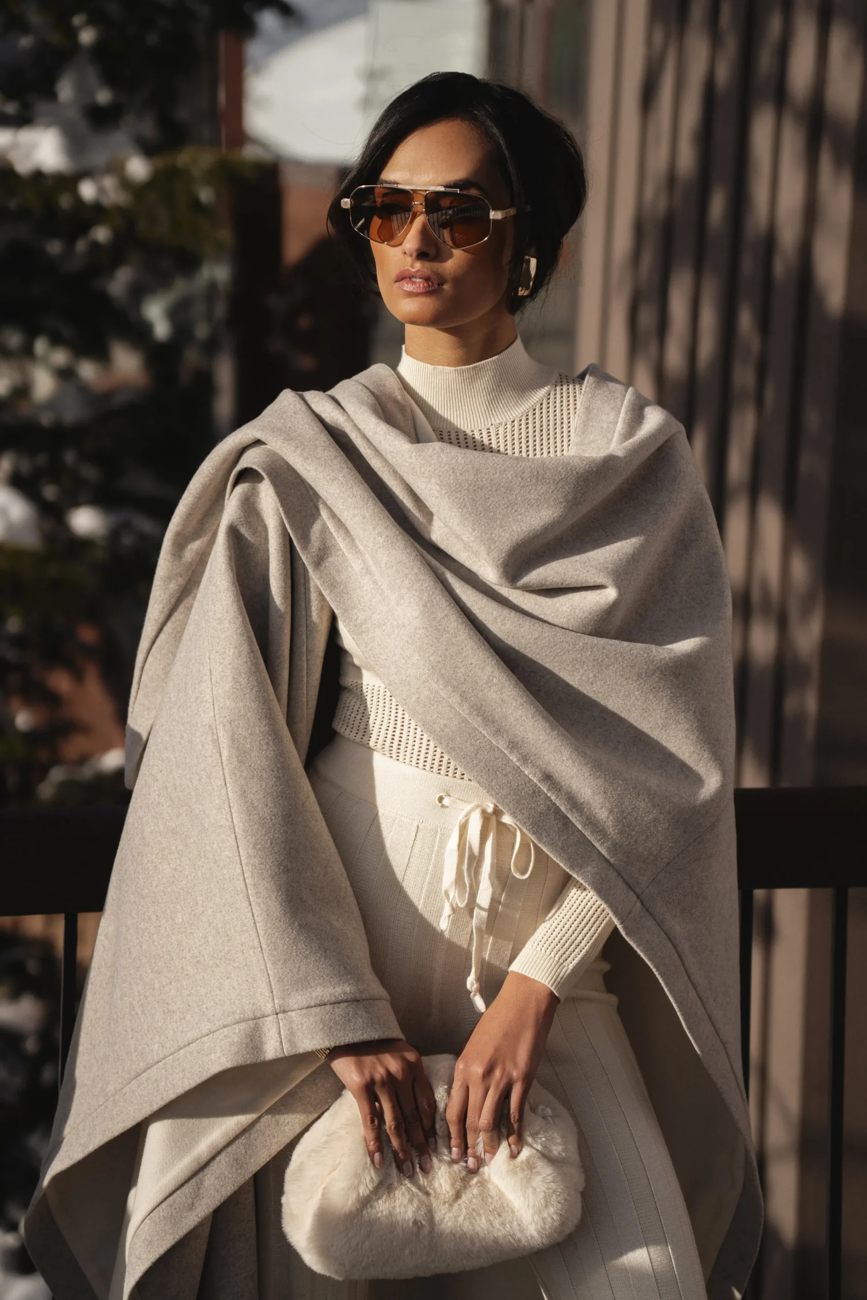 ivory_park_city_reversibl_17.webp JLUXLABEL Ivory Park City Reversible Shawl