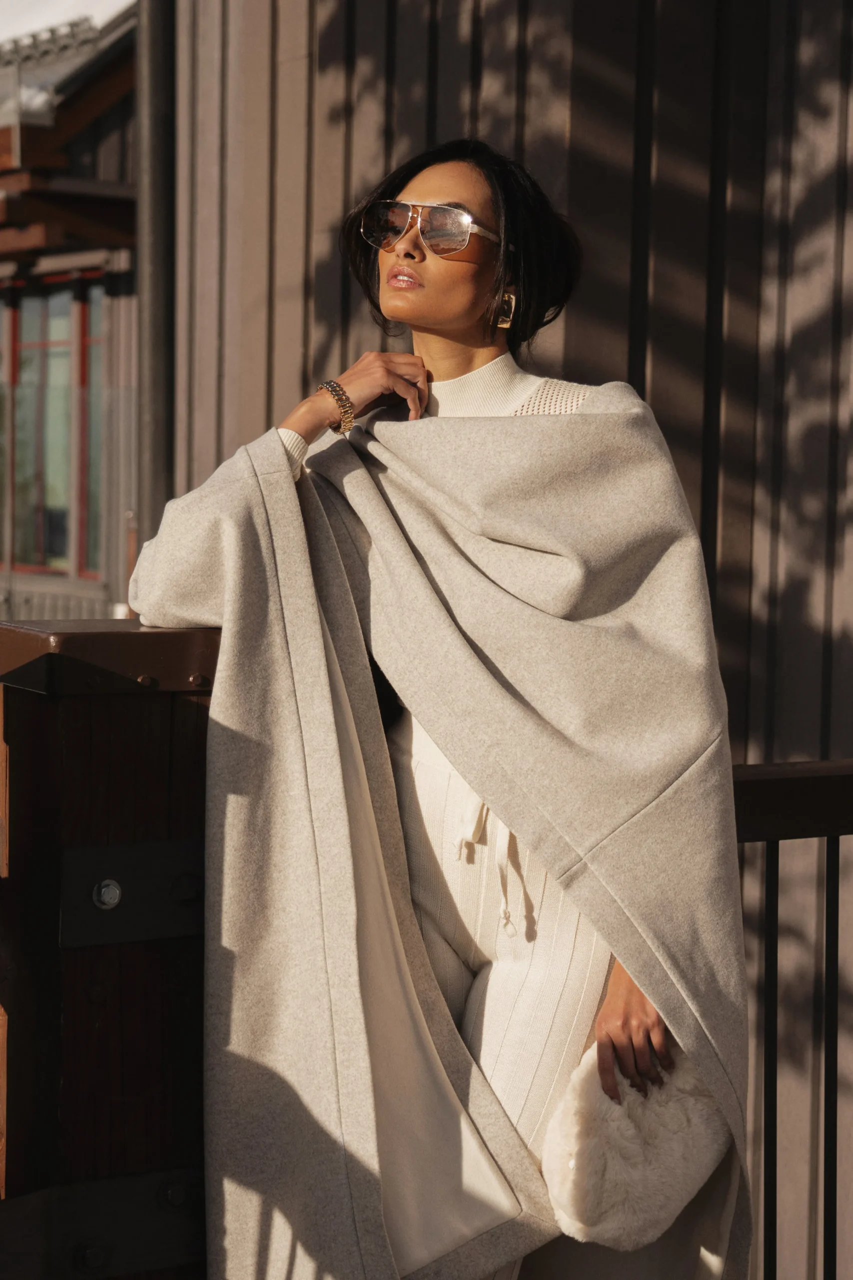 ivory_park_city_reversibl_21.webp JLUXLABEL Ivory Park City Reversible Shawl