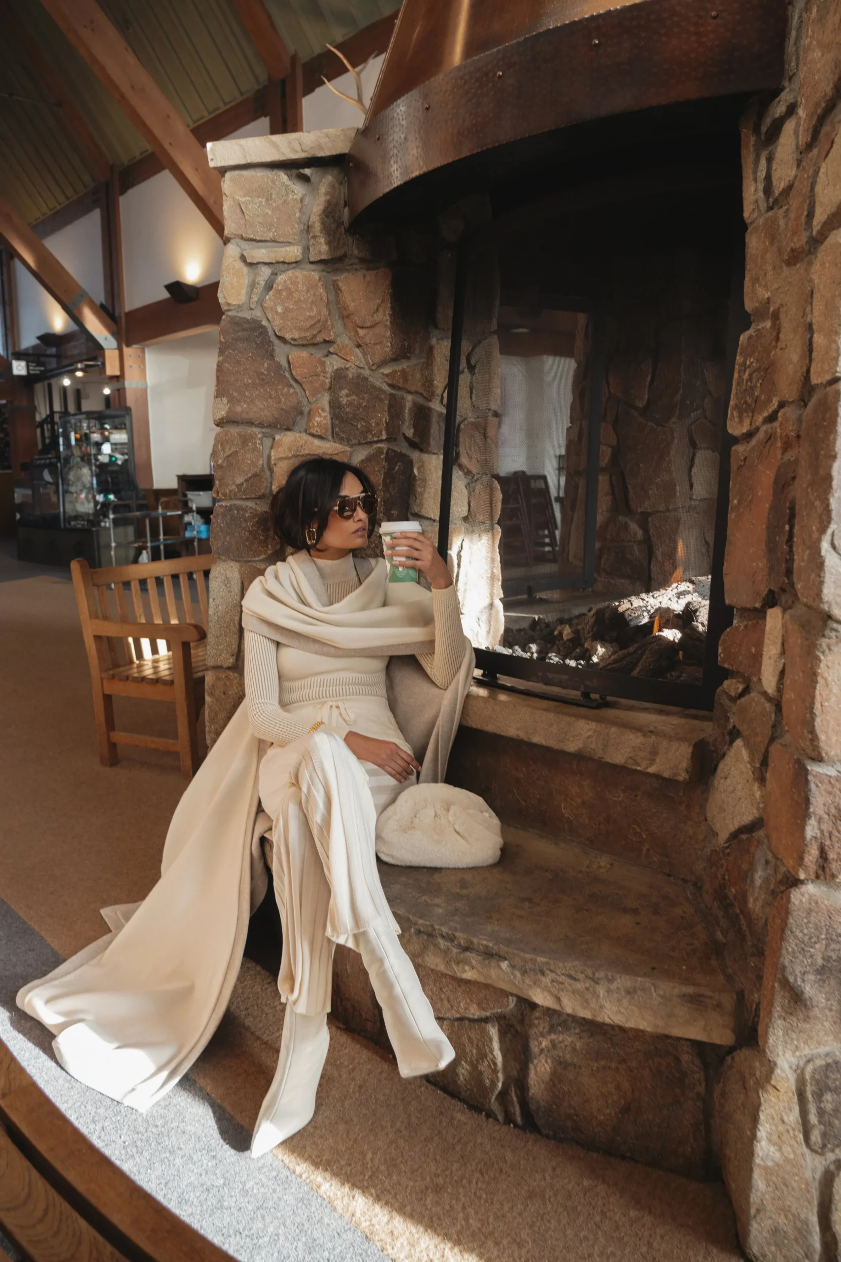 ivory_park_city_reversibl_6.webp JLUXLABEL Ivory Park City Reversible Shawl