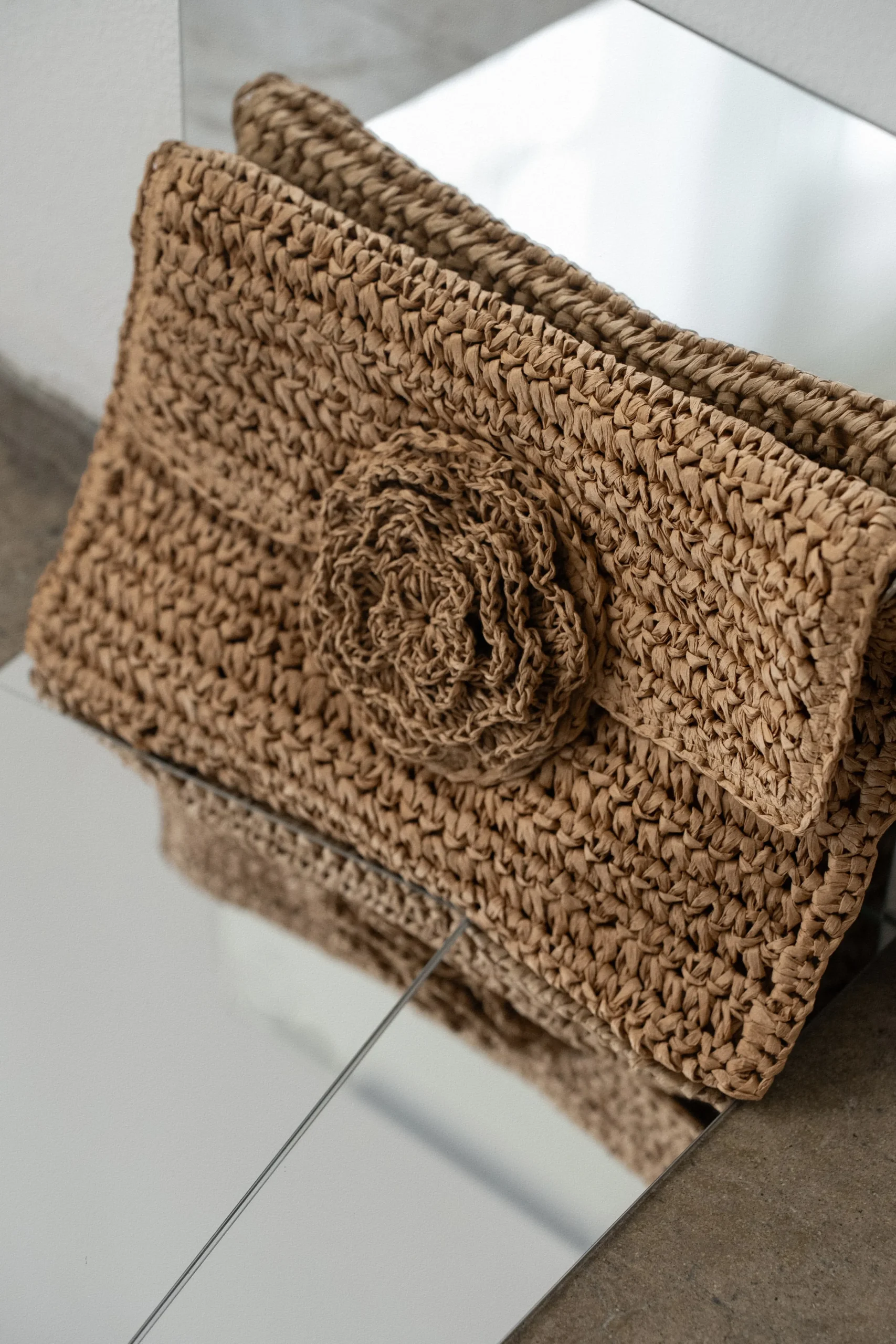khaki_woven_rose_clutch_2.webp JLUXLABEL Khaki Woven Rose Clutch