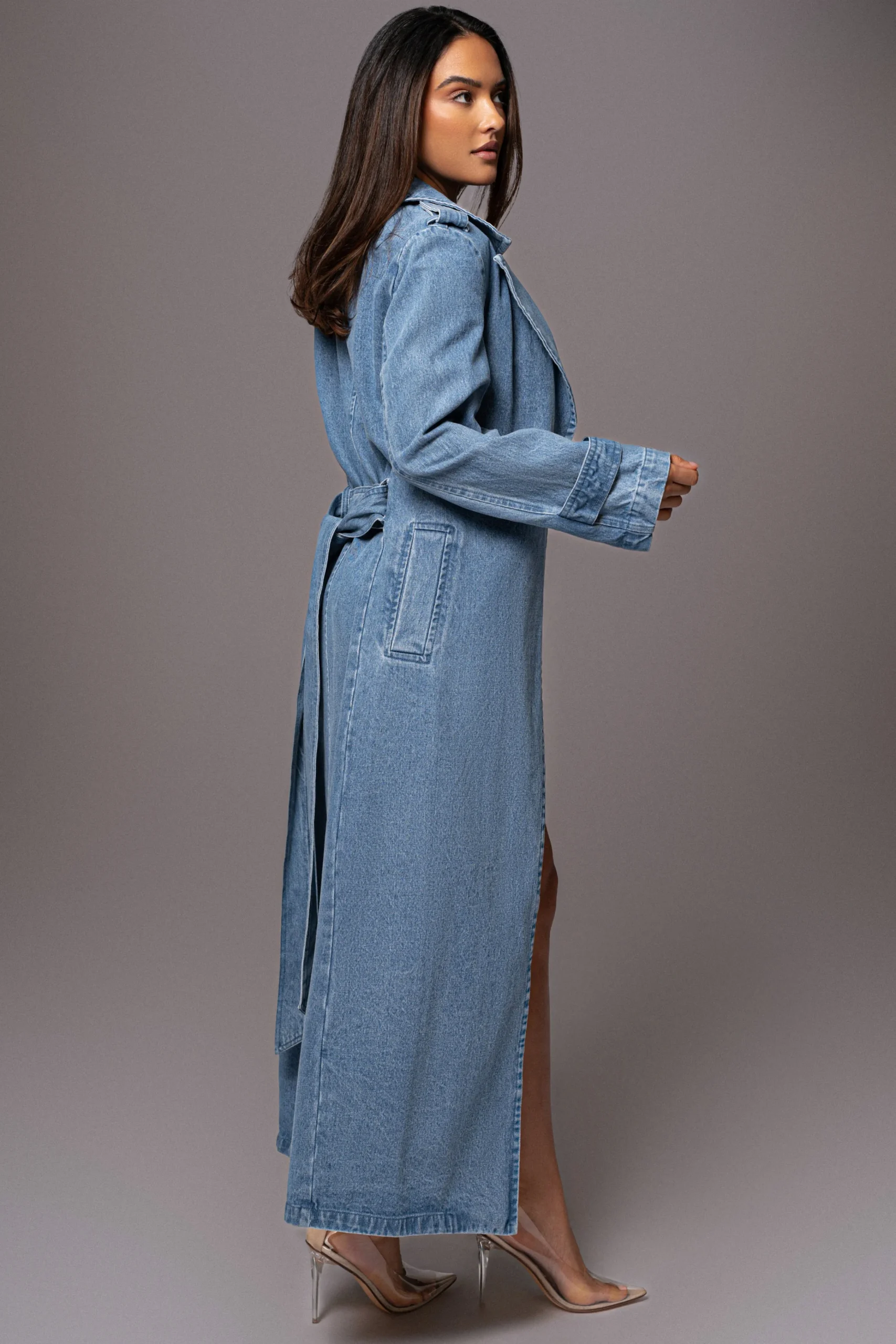 medium_wash_savannah_belt_15.webp JLUXLABEL Medium Wash Savannah Belted Denim Coat