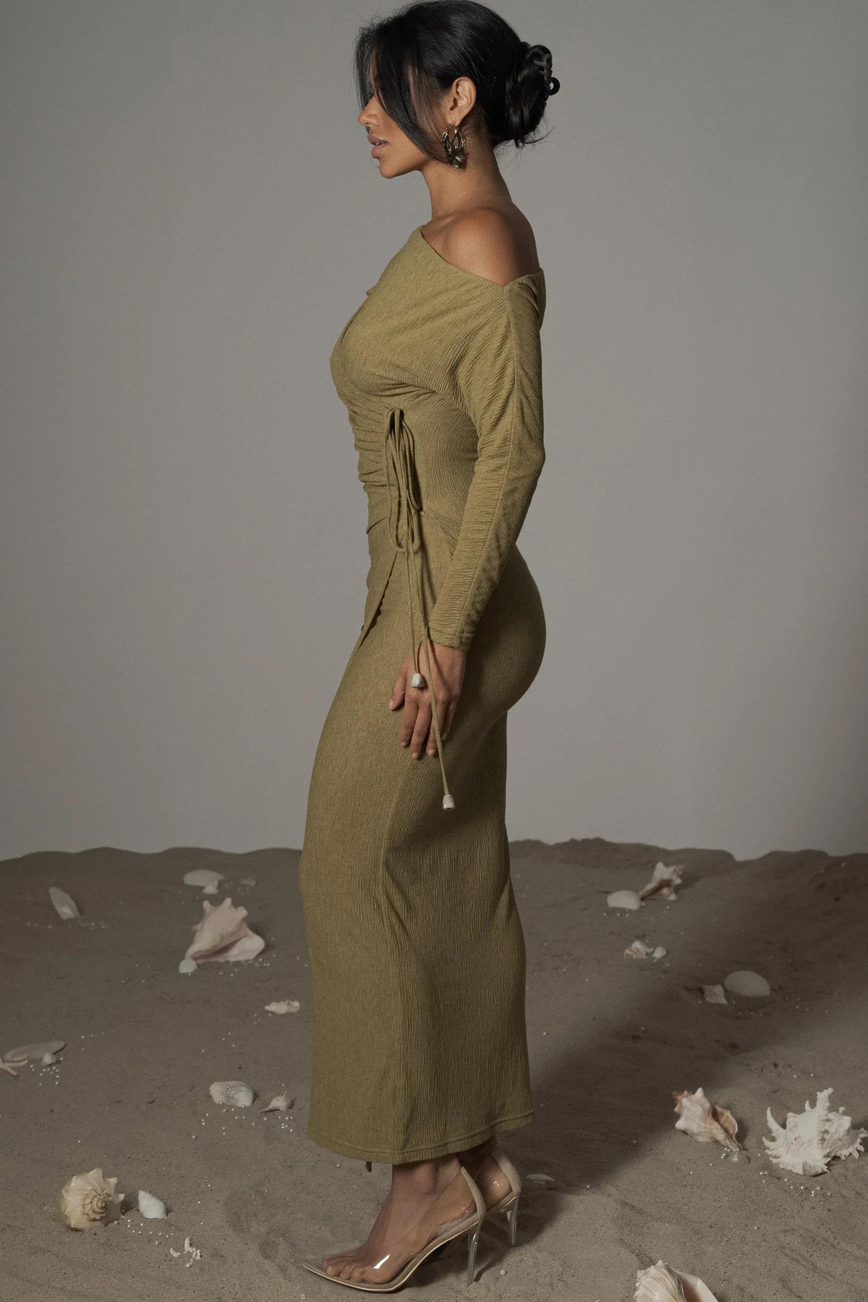 moss_odelia_crinkled_maxi_3.webp JLUXLABEL Moss Odelia Crinkled Maxi Dress
