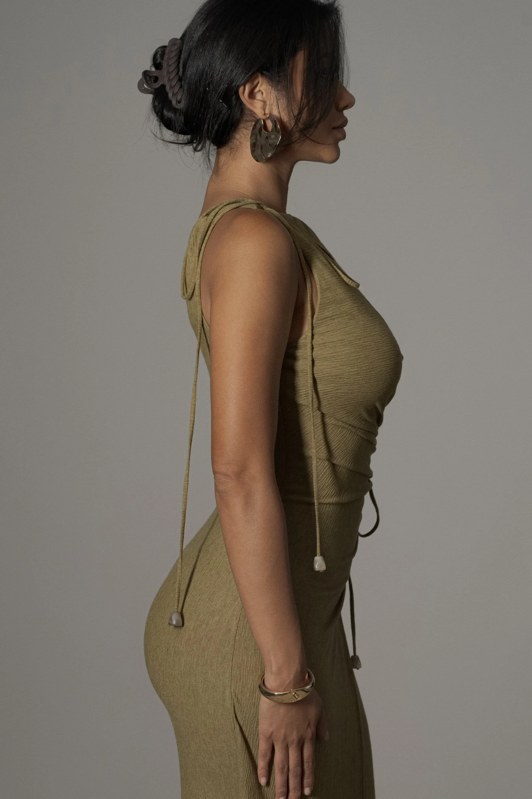 moss_odelia_crinkled_maxi_7.webp JLUXLABEL Moss Odelia Crinkled Maxi Dress