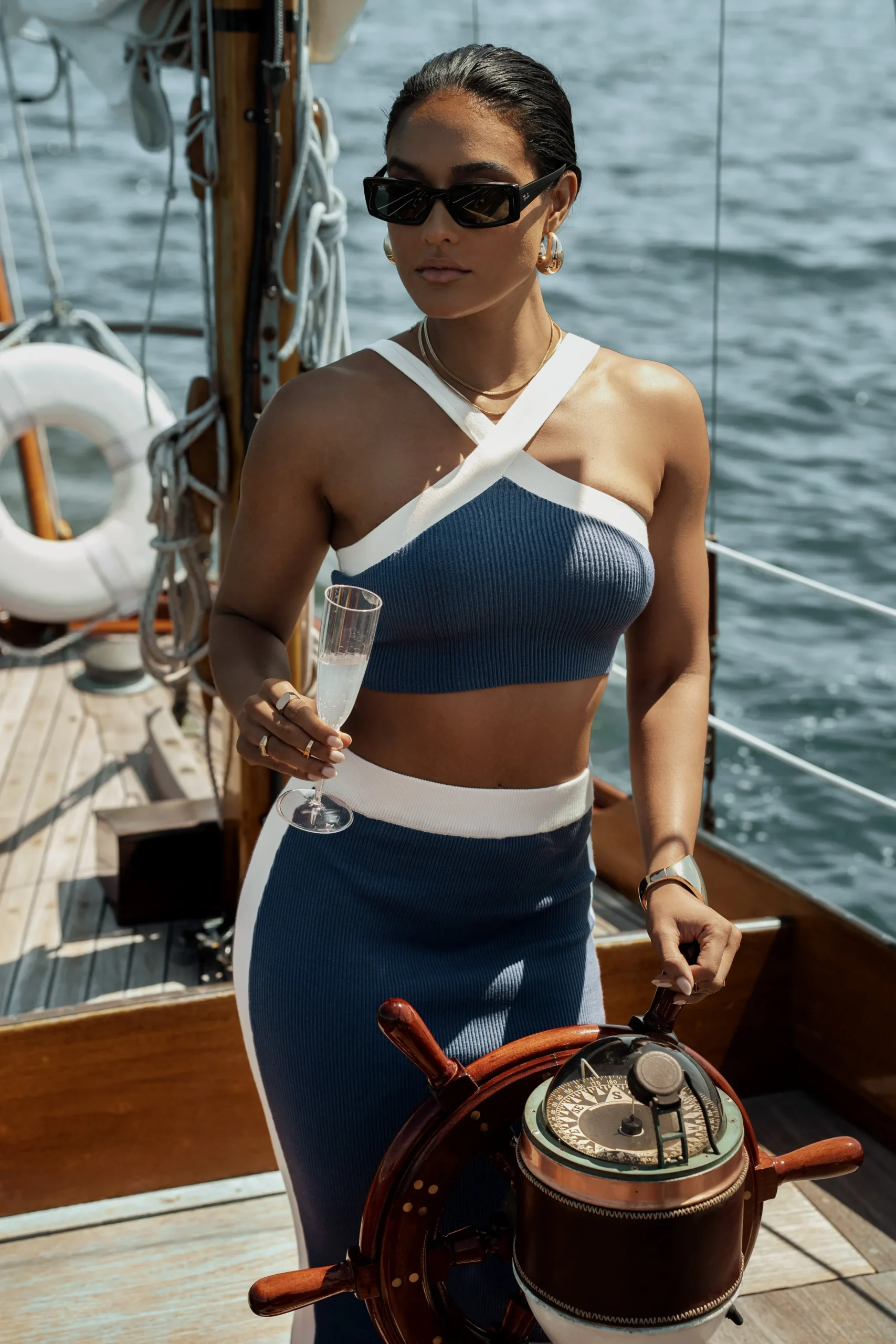 navy_heartbreaker_twopiec_1.webp JLUXLABEL Navy Heartbreaker Two-Piece Skirt Set