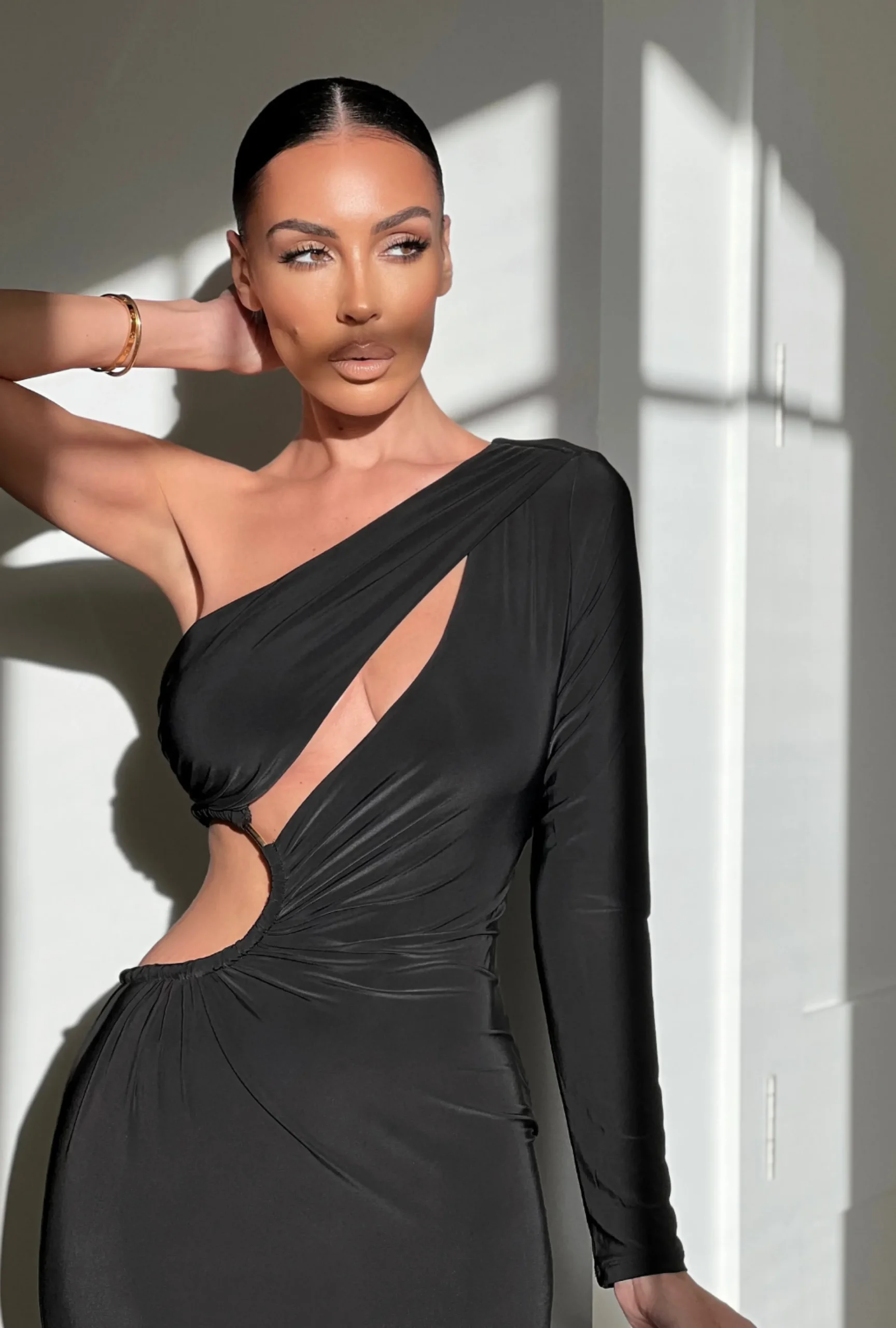 noir_jorgia_keyhole_dress_0.webp JLUXLABEL Noir Jorgia Keyhole Dress