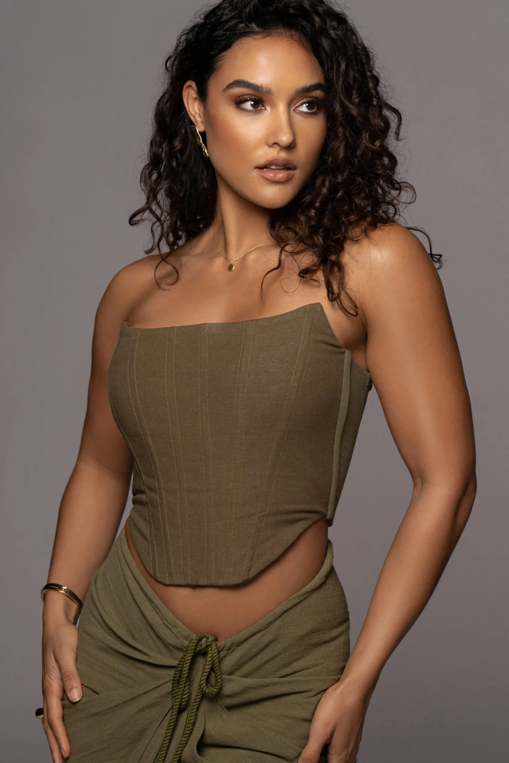 olive_fenix_reversible_li_7.webp JLUXLABEL Olive Fenix Reversible Linen Corset