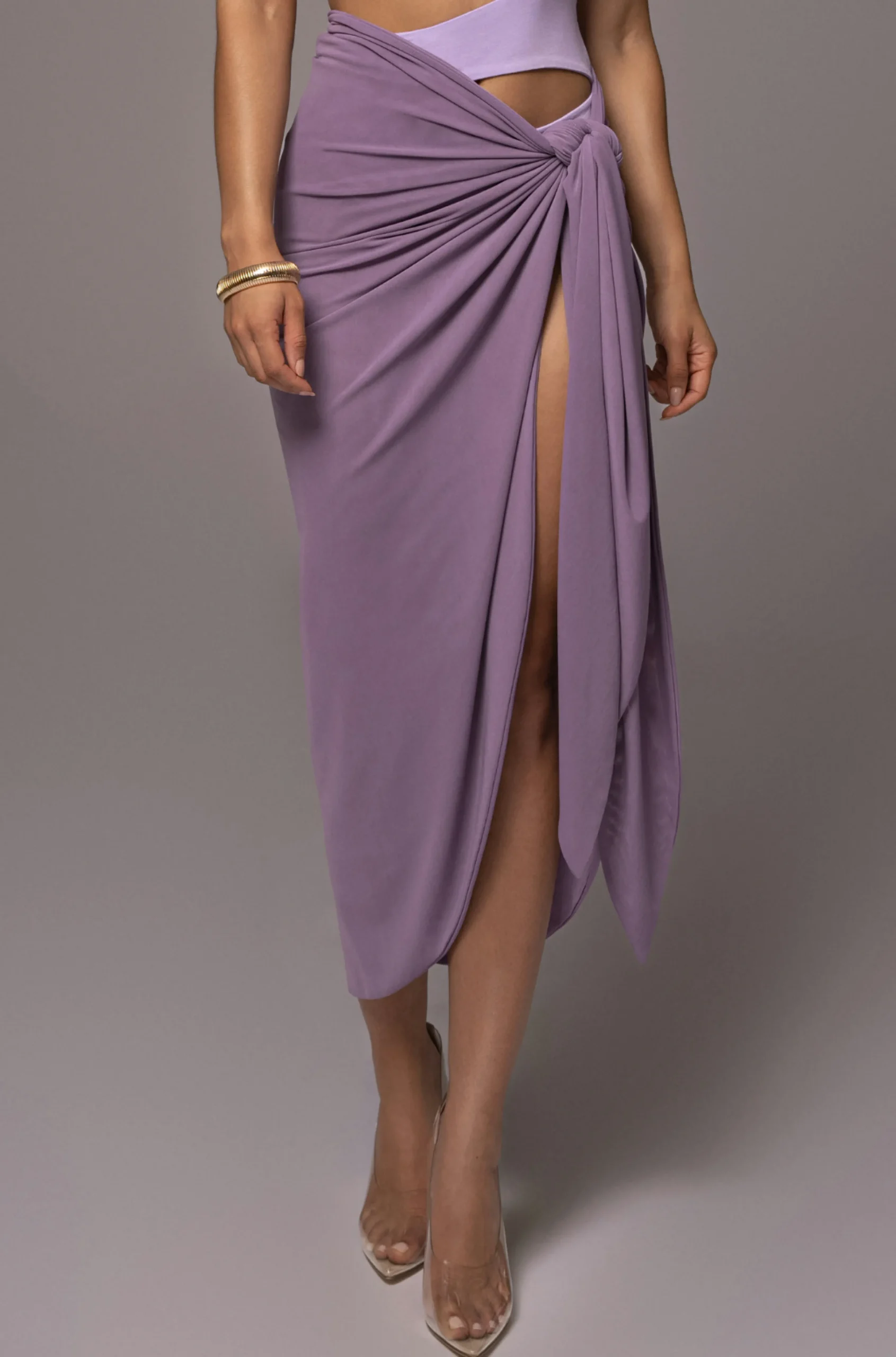 purple_day_dreams_sarong_1.webp JLUXLABEL Purple Day Dreams Sarong