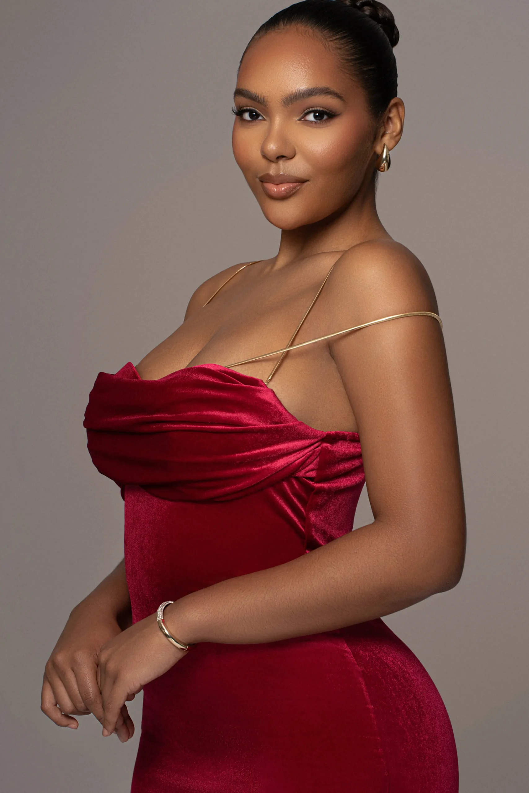 red_josanna_velvet_midi_d_16.webp JLUXLABEL Red JOSANNA VELVET MIDI DRESS