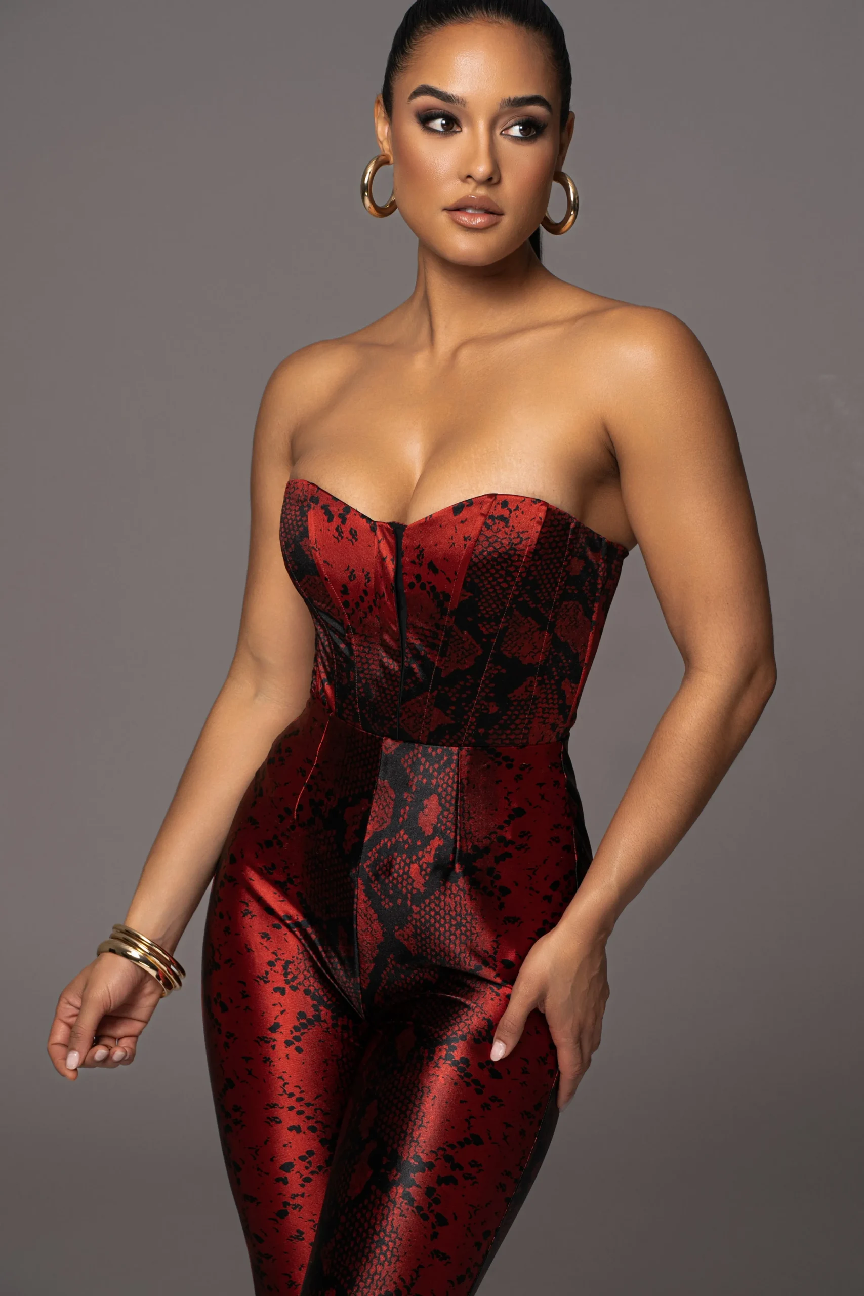 red_stay_the_night_corset_0.webp JLUXLABEL Red Stay the Night Corset
