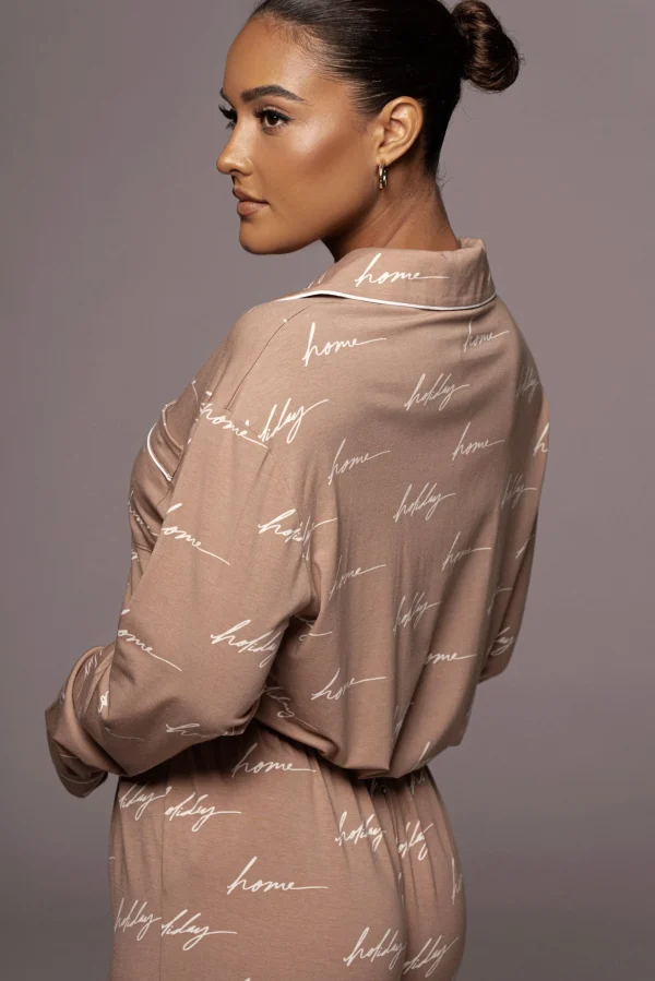 JLUXLABEL White/Tan Home For The Holiday Adult Pajama Set