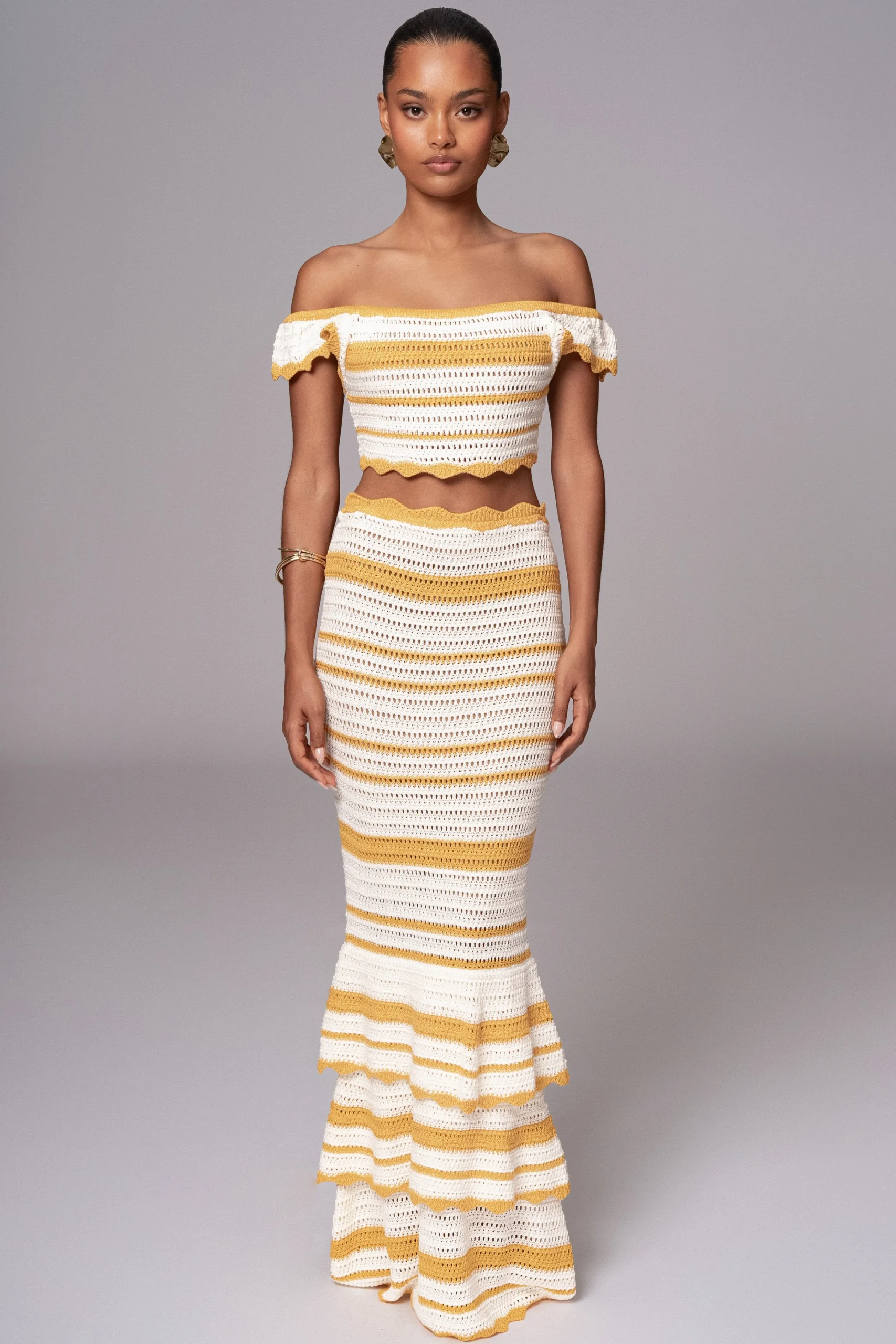 yellow_corazon_ruffle_ski_2.webp JLUXLABEL Yellow Corazon Ruffle Skirt Set
