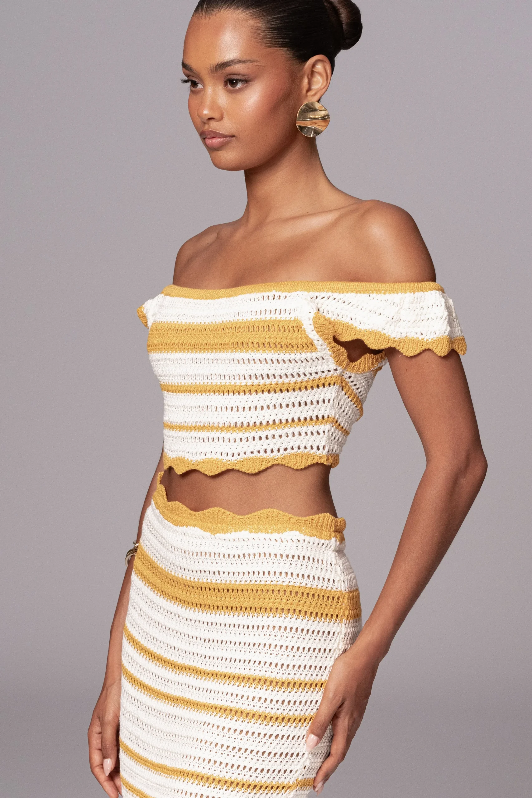 yellow_corazon_ruffle_ski_8.webp JLUXLABEL Yellow Corazon Ruffle Skirt Set